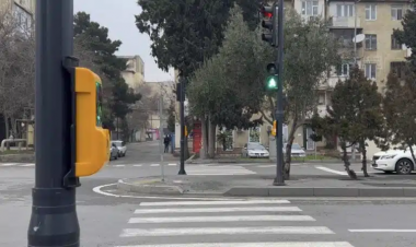 Bu yolda yeni nəsil işıqfor qoyuldu - Tez-tez qəza olurdu - VİDEO