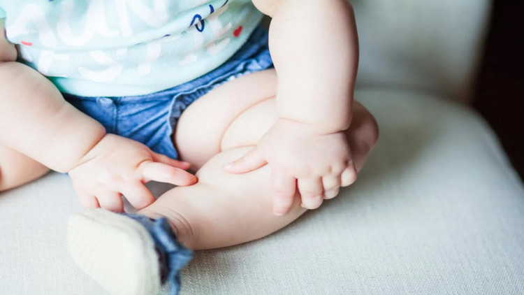 Azərbaycanda 1 yaşlı uşaq öldü