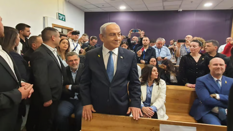 Netanyahu hakim qarşısında - Nazirlər də məhkəməyə gəldi - FOTO