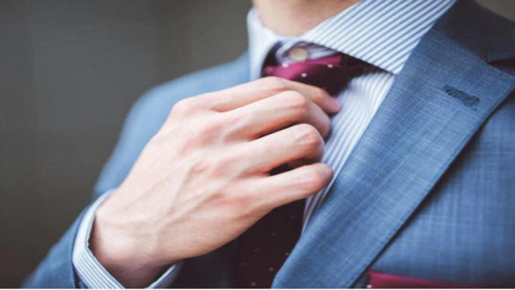 Həbsdə olan vəzifəli şəxs azadlığa buraxıldı - FOTO