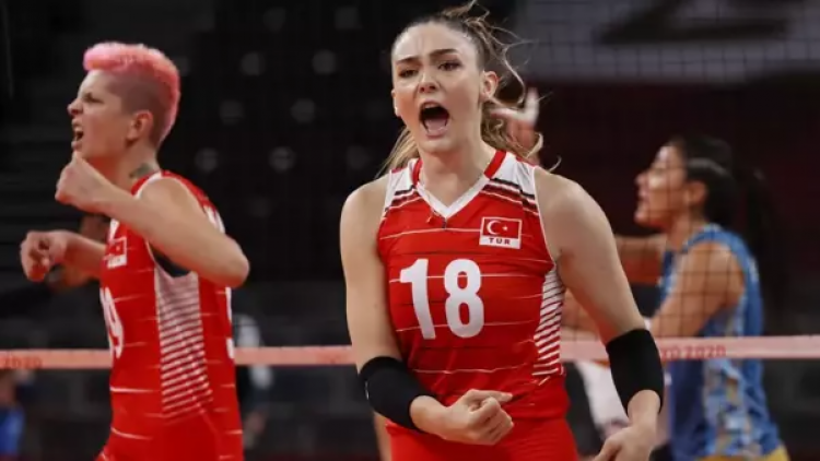 Ebrar Karakurt və Zehra Günəşin sərvəti dodaq uçuqlatdı - Dünyanın ən zəngin... - FOTOlar