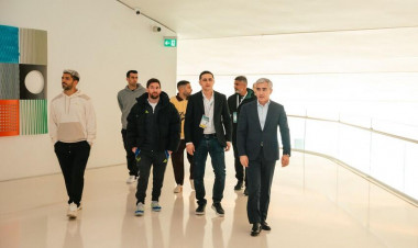 Messi və komanda yoldaşları Heydər Əliyev Mərkəzində - FOTOlar