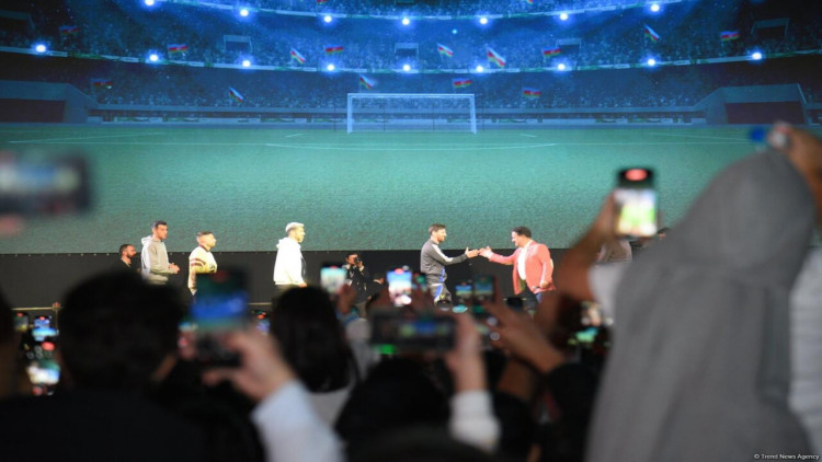 Messi Azərbaycana minnətdarlığını ifadə etdi! Dünya ulduzlarının iştirakı ilə möhtəşəm bayram - FOTO