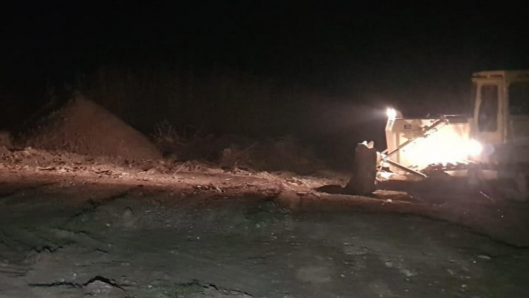 Göyçayda suvarma kanalı yarıldı - su kəndə axır - FOTO