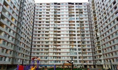 MTK rəhbəri sakinləri çölə atıb, kirayə pulunu ödəmir