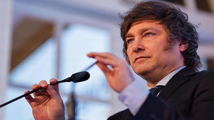 Argentina Prezidenti bu ölkənin vətəndaşlığını aldı