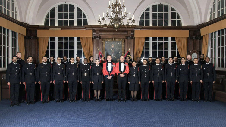 Hərbi qulluqçumuz İngiltərədə təltif edildi - FOTOlar