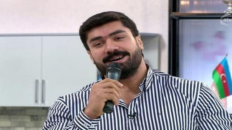 Məşhur fransız xanəndə Pərviz Qasımovu paylaşdı - VİDEO