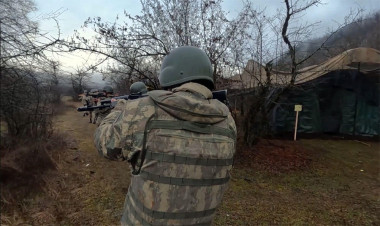 Müdafiə Nazirliyi həftəlik icmalı təqdim edib - VİDEO