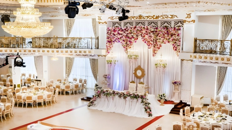 Şadlıq evində müəmmalı ölüm - Ofisiantın meyiti tapıldı