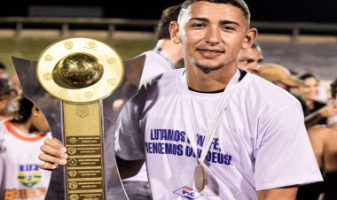 20 yaşlı futbolçu inəyə görə öldü - ANBAAN VİDEO