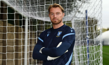 1 həftəlik qapıçı transfer etdilər