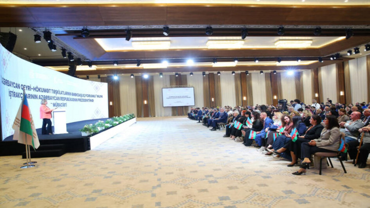 Azərbaycan QHT-lərinin Əməkdaşlıq Forumunun iştirakçıları İlham Əliyevə müraciət ünvanlayıblar - FOTO