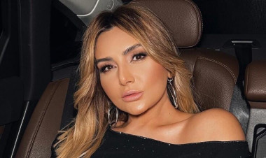 Ad günündə aldığı hədiyyələri nümayiş etdirdi - FOTO