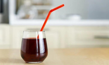 Niyə həkimlər hər gün nar şirəsi içməyi məsləhət görürlər?