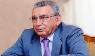 Ramiz Mehdiyev ev dustaqlığını bu villasında çəkir - Qonşusu məşhur generaldır - FOTOlar