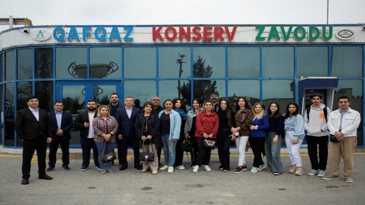 Jurnalistlər “Coolmix”, “Qaf” markalarının istehsal prosesi ilə tanış olublar - FOTO