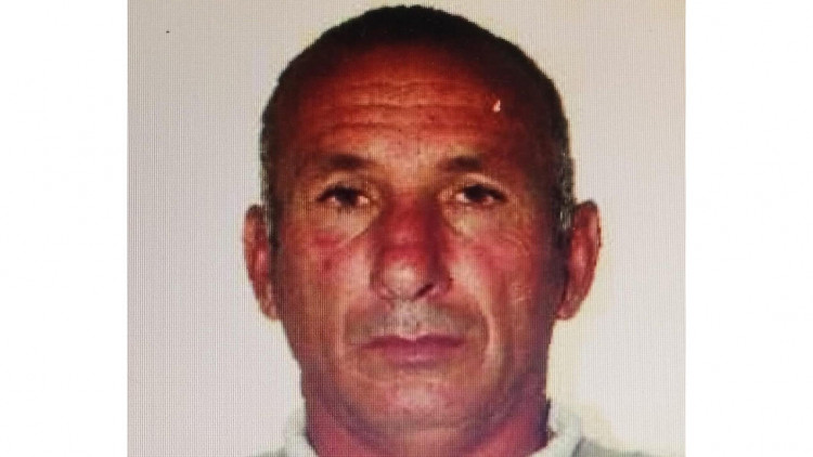 Bu şəxsi görənlər dərhal polisi yığsın