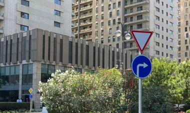 Bakıxanovda yol nişanları sürücüləri çaşdırdı: AYNA-dan AÇIQLAMA