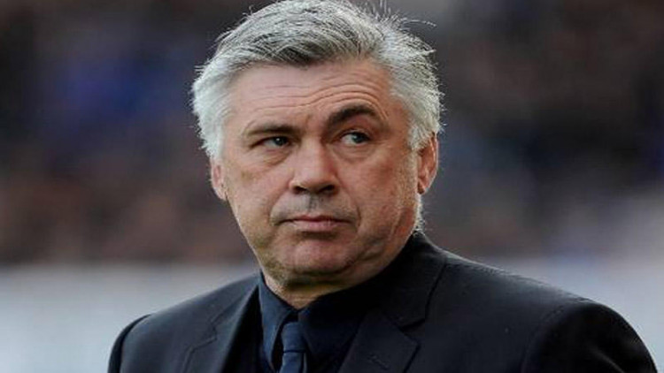 İlin ən yaxşı baş məşqçisi o oldu