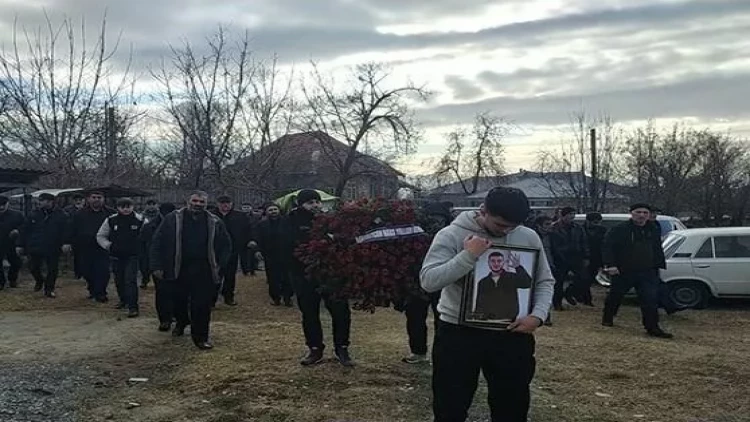 Təyyarə qəzasında ölən tələbə və Balakən sakinləri dəfn olundular - FOTO