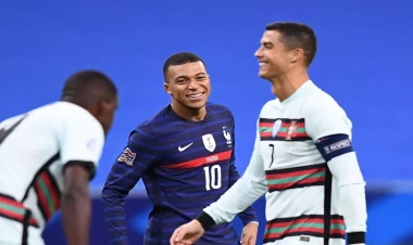 Azərbaycan millisinin qapıçısı Mbappe ilə Ronaldunu müqayisə etdi - FOTO