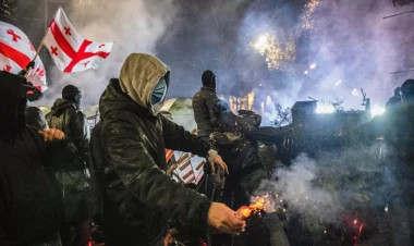 Gürcüstanda etirazlar yenidən başladı