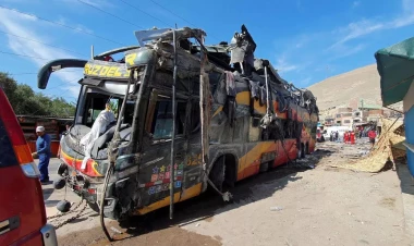 Dəhşətli yol qəzası - 66 ölü var - FOTO