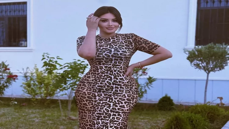 Xanəndənin səhnə öncəsi paltarını qayçı ilə doğradılar – Səs-küylü ETİRAF - VİDEO