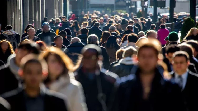 Bu ölkə rusun “ov”, “yev”, “oviç”li soyadlarından imtina edir