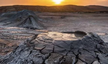 Azərbaycanda vulkan püskürdü - Helikopter cəlb olundu - VİDEO - FOTO