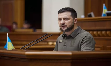 Zelenski ikinci dəfə prezident olacaq?