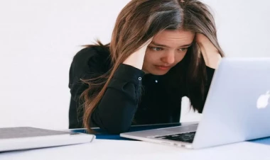 Sizi narahat edən düşüncələrdən 15 dəqiqəyə qurtulmağın yolu