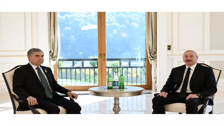 İlham Əliyev Qəbələdə Qurbanqulu Berdiməhəmmədov ilə görüşüb - VİDEO - FOTO