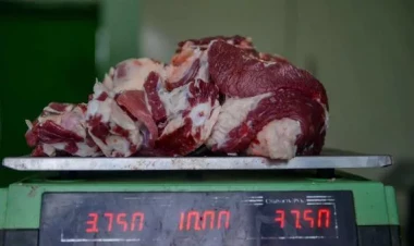 Bazarda 11 manata ət satılır - Ukraynadan Bakıya necə gəlib çıxıb? - AÇIQLAMA