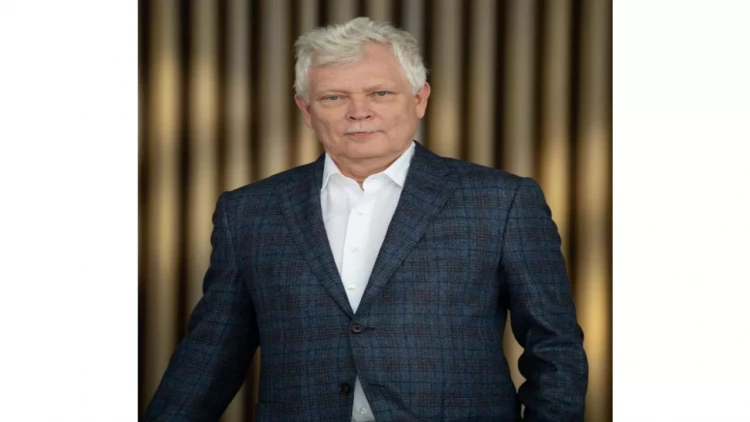 Valeri Kopeykin “İki xalça” baletinin yaranmasından danışdı: “Mən azərbaycanlıların ruhuna valeh olmuşam”