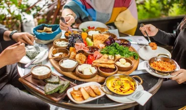 Səhər yeməyini bu saata saxlamaq ömrü uzadırmış: Tədqiqatlar təsdiqlədi