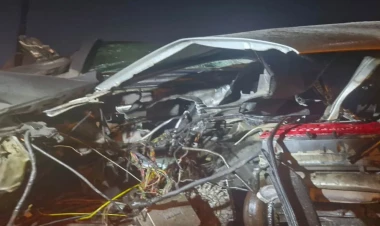 Bakıda ağır zəncirvari qəza - körpüdə hərəkət dayandırıldı - FOTO