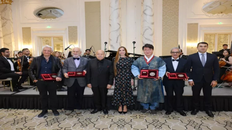 Arzu Əliyeva VII Bakı Beynəlxalq Memarlıq Müsabiqəsinin yekunlarına həsr edilmiş mərasimdə iştirak edib - FOTO