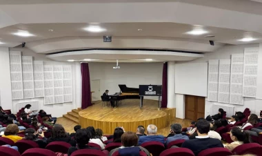 Qarabağ Universitetində “Ustad dərsləri silsiləsi” layihəsinə başlanılıb - FOTO