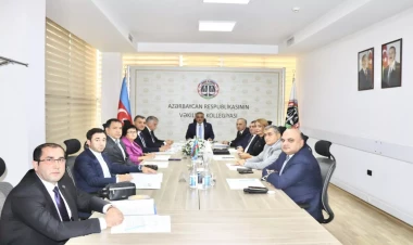 Vəkillər Kollegiyası Rəyasət Heyətinin növbəti iclası keçirilib - FOTO