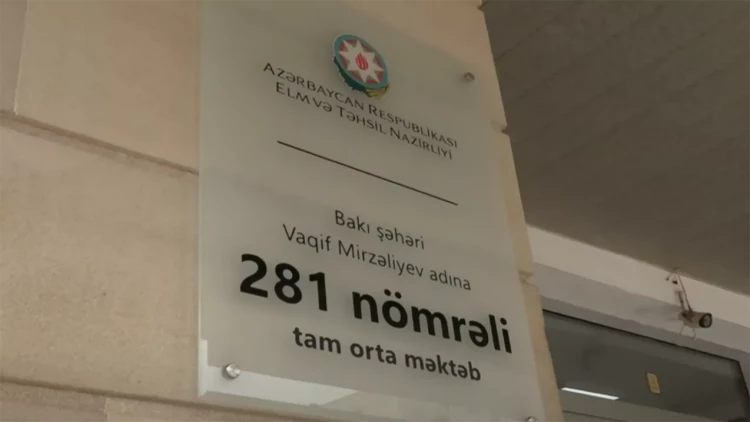 Məktəblini soyundurub videoya çəkiblər?