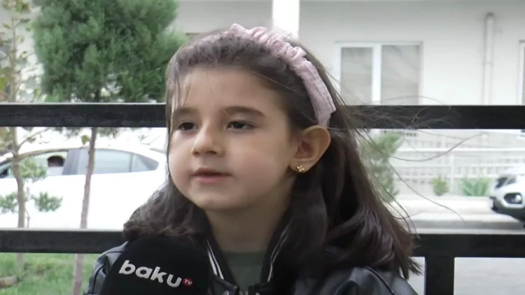 İlham Əliyevin əlindən tutduğu balaca Nilay: 