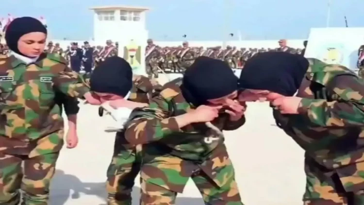 Qadın hərbçilər göyərçini çiy-çiy yedilər - VİDEO