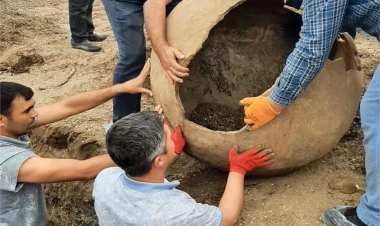 Masallıda antik dövrə aid küp məzarı üzə çıxdı - FOTO
