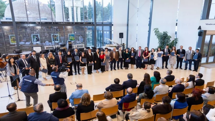 Üzeyir Hacıbəylinin 140 illik yubileyi ADA Universitetinin Qazax Mərkəzində qeyd olunub - FOTO