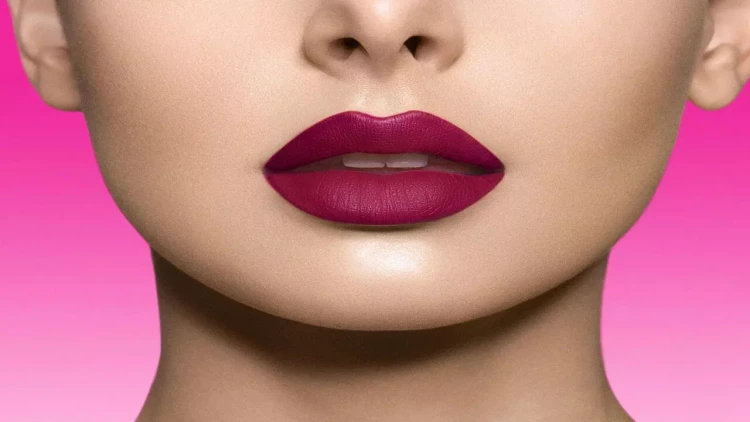 2025-ci ildə dodaqlarda bu rənglər dəb olacaq