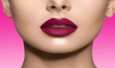 2025-ci ildə dodaqlarda bu rənglər dəb olacaq