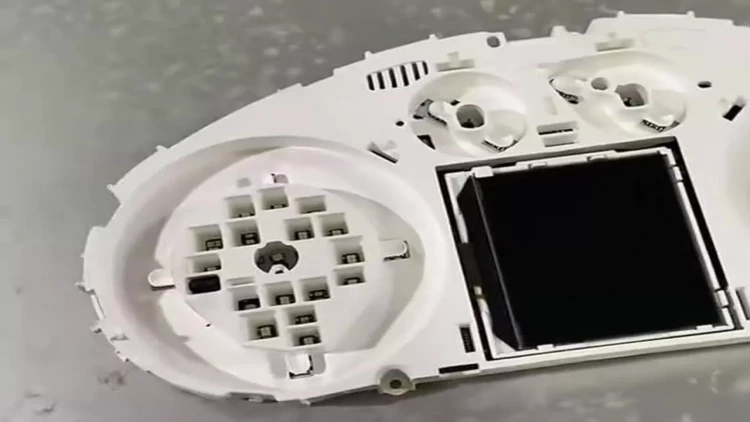 Bakıda maşın almaq istəyən şəxs alverçinin 