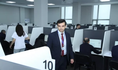 Hakimliyə namizədlərlə test imtahanı keçirilib